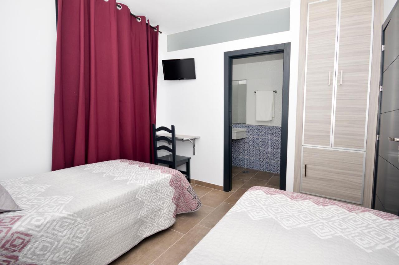 Hostal Maria Jose Conil De La Frontera Εξωτερικό φωτογραφία