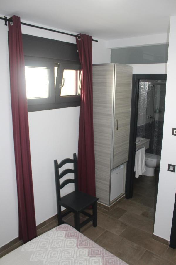 Hostal Maria Jose Conil De La Frontera Εξωτερικό φωτογραφία