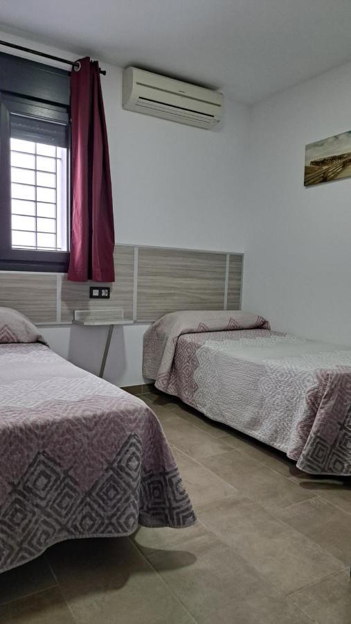 Hostal Maria Jose Conil De La Frontera Εξωτερικό φωτογραφία