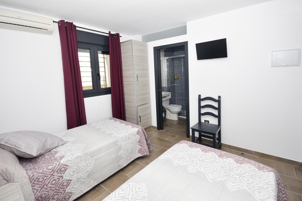 Hostal Maria Jose Conil De La Frontera Εξωτερικό φωτογραφία