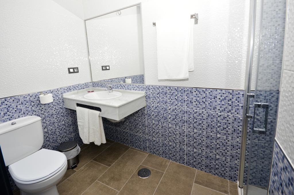 Hostal Maria Jose Conil De La Frontera Εξωτερικό φωτογραφία