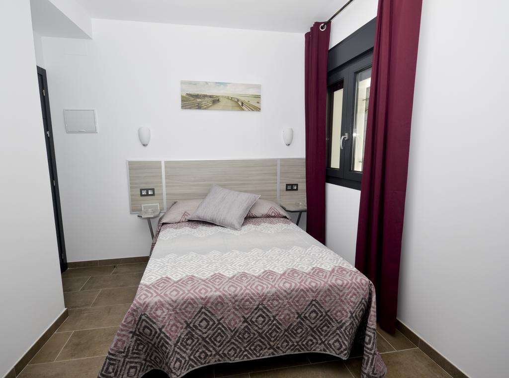 Hostal Maria Jose Conil De La Frontera Εξωτερικό φωτογραφία
